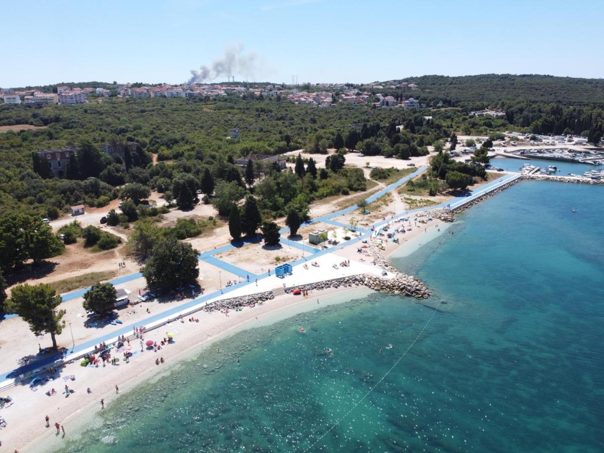 Apartman Puntizela Pula Buitenkant foto